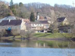 Hotels in Badefols-Sur-Dordogne